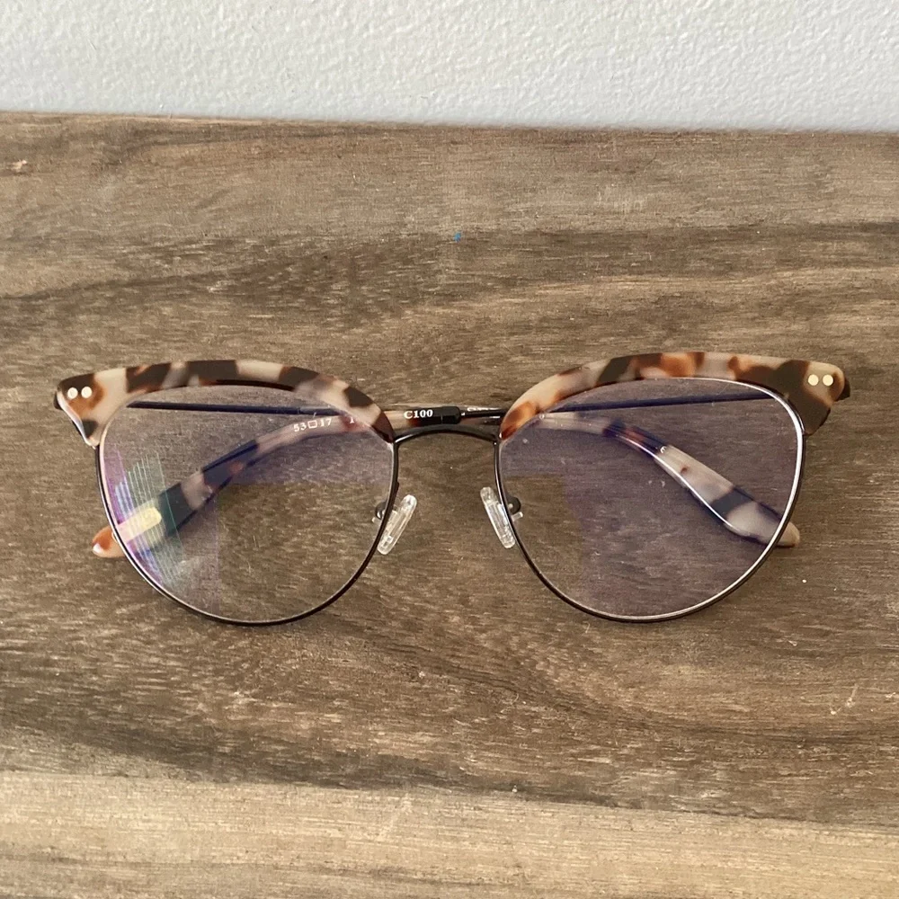 See #vintageflorals brand